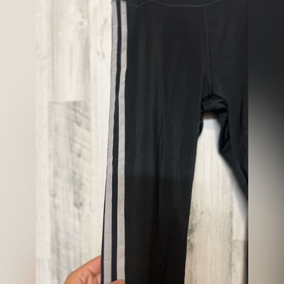 Adidas pants - Picture 6 of 7